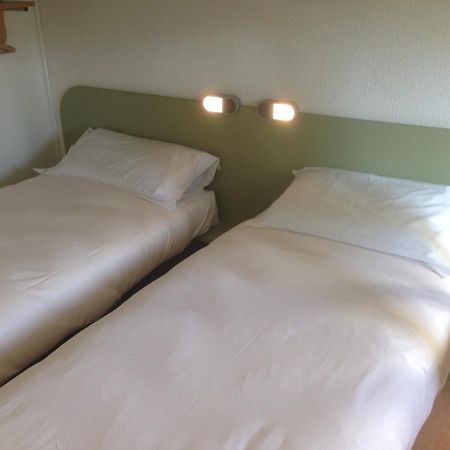Ibis Budget Aix En Provence Est Le Canet Meyreuil Esterno foto