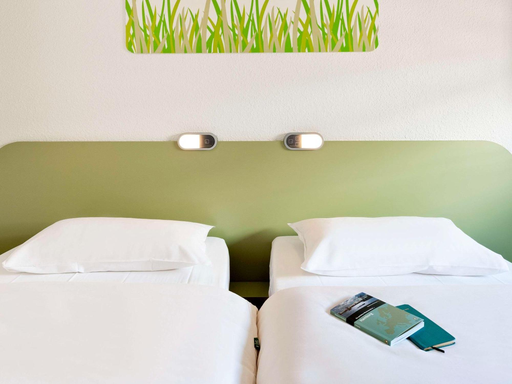 Ibis Budget Aix En Provence Est Le Canet Meyreuil Esterno foto