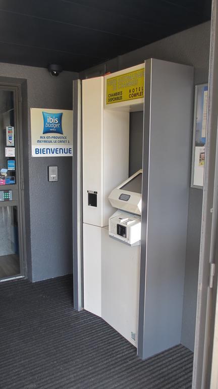 Ibis Budget Aix En Provence Est Le Canet Meyreuil Esterno foto