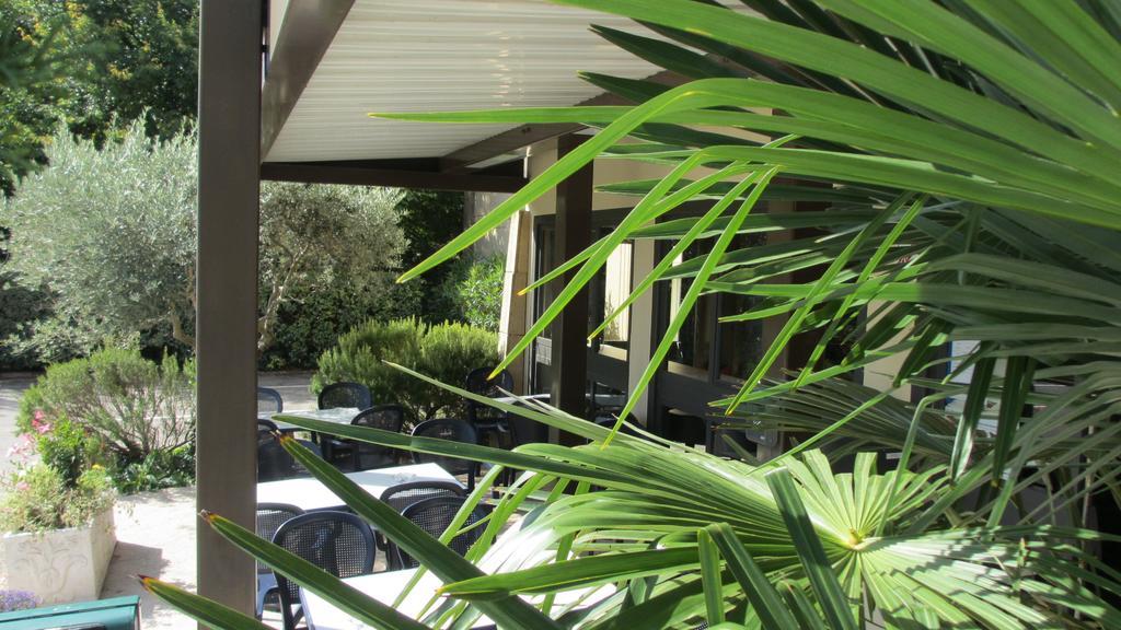 Ibis Budget Aix En Provence Est Le Canet Meyreuil Esterno foto