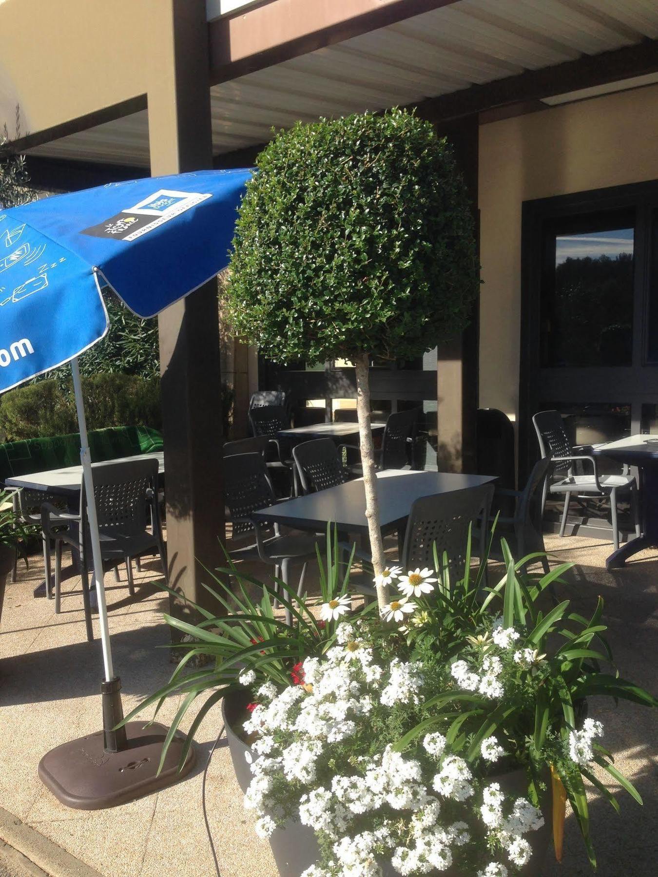 Ibis Budget Aix En Provence Est Le Canet Meyreuil Esterno foto