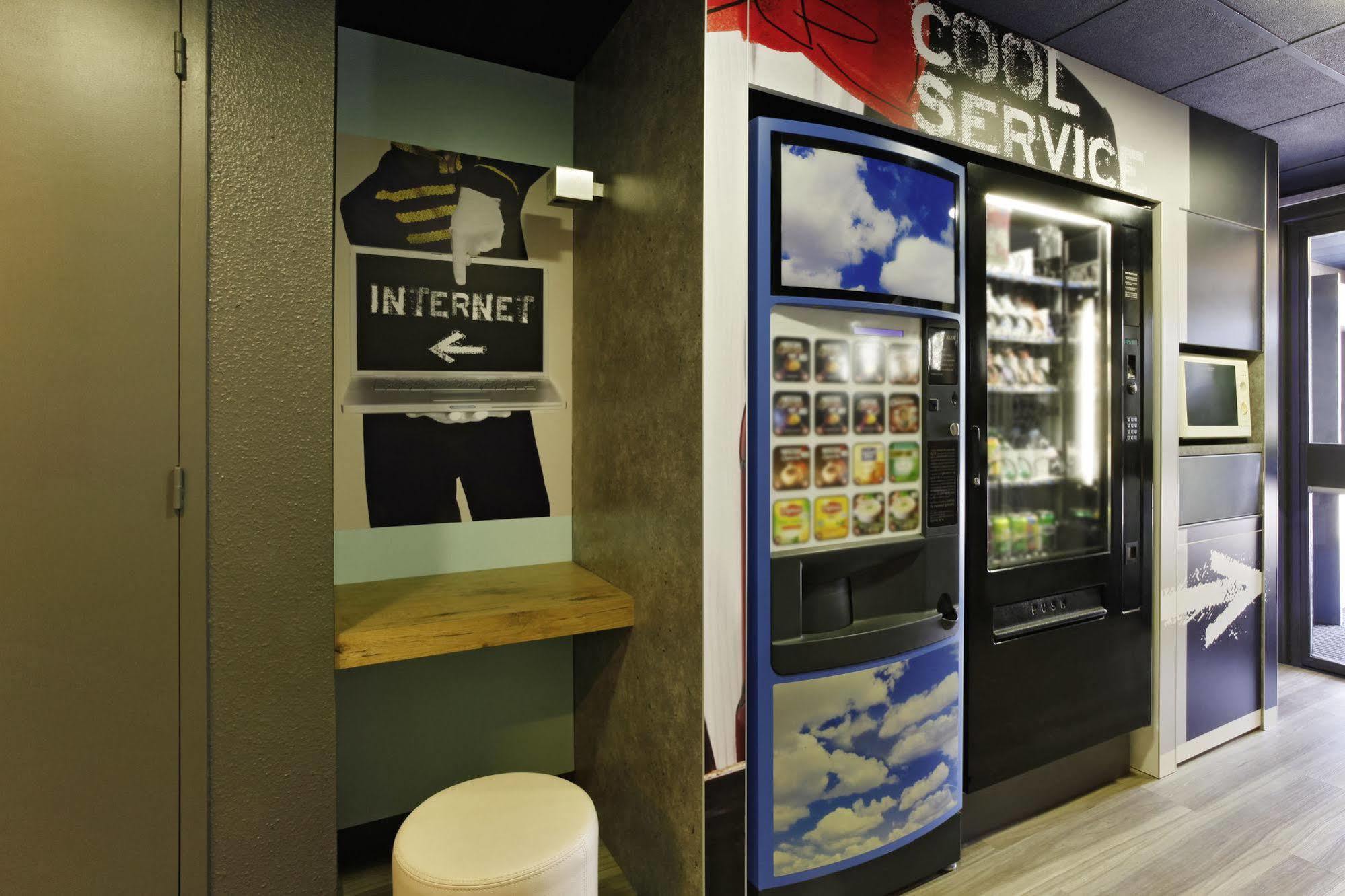 Ibis Budget Aix En Provence Est Le Canet Meyreuil Esterno foto