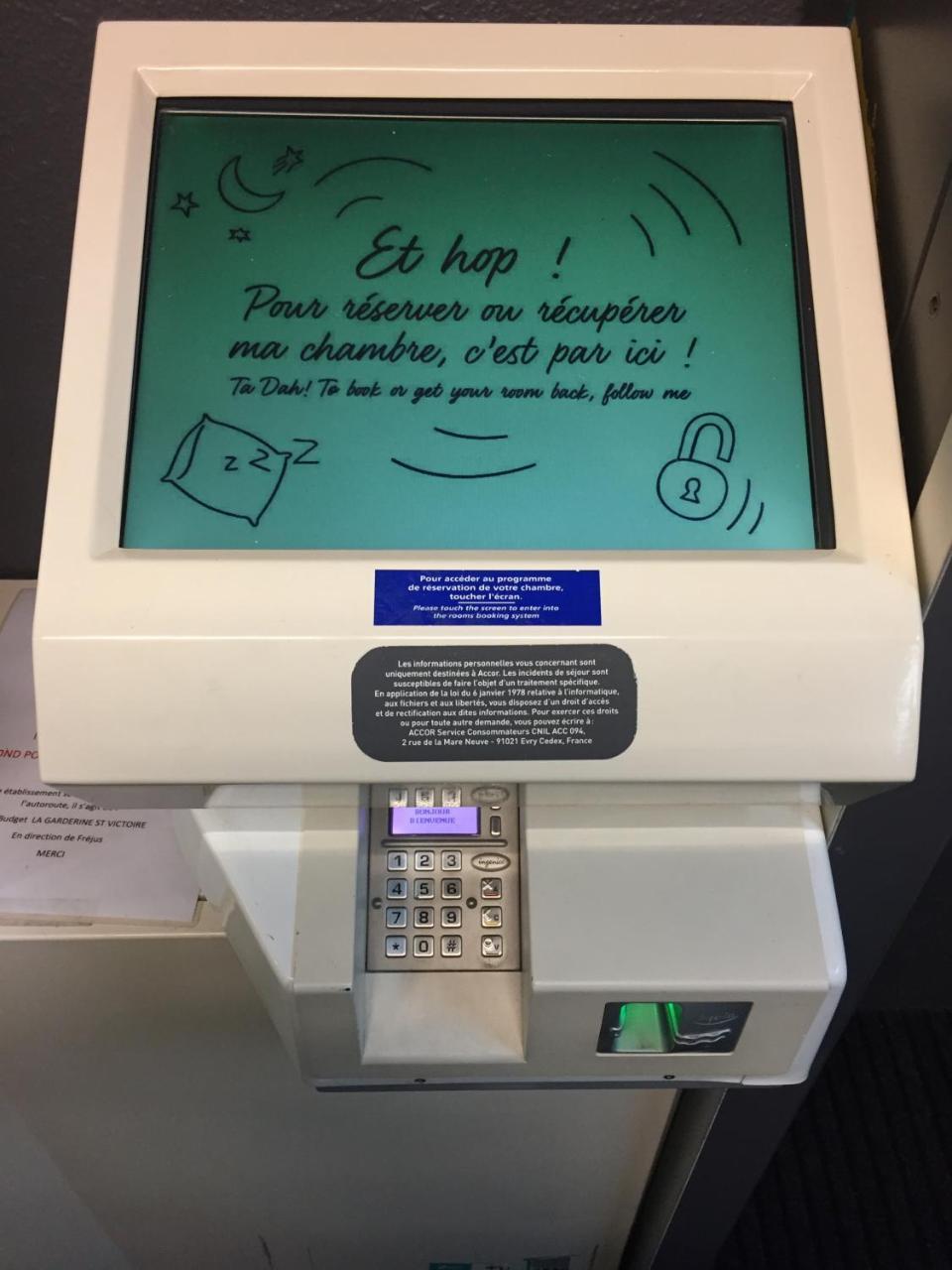 Ibis Budget Aix En Provence Est Le Canet Meyreuil Esterno foto