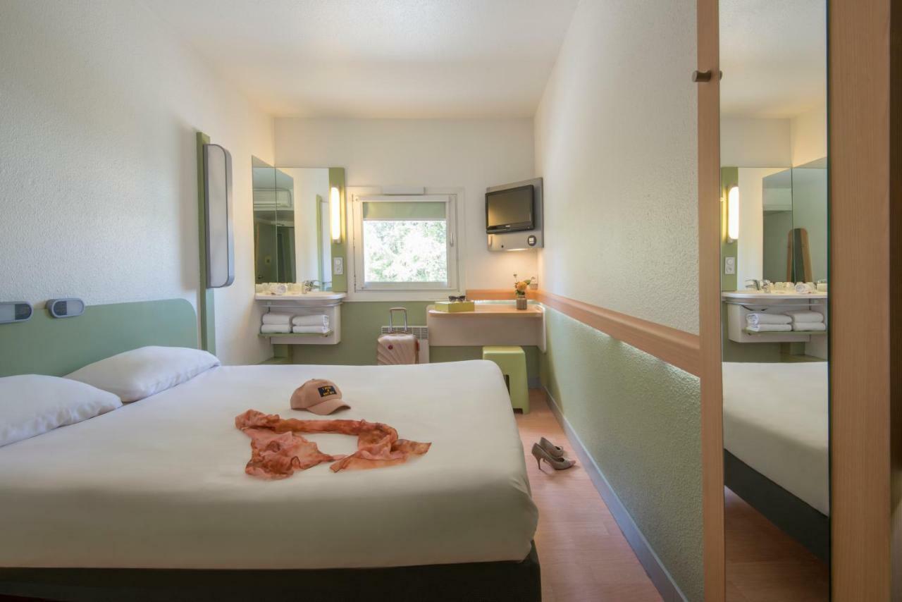 Ibis Budget Aix En Provence Est Le Canet Meyreuil Esterno foto