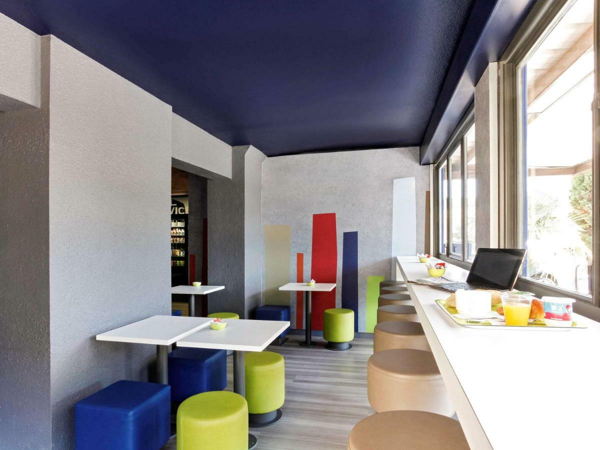 Ibis Budget Aix En Provence Est Le Canet Meyreuil Esterno foto
